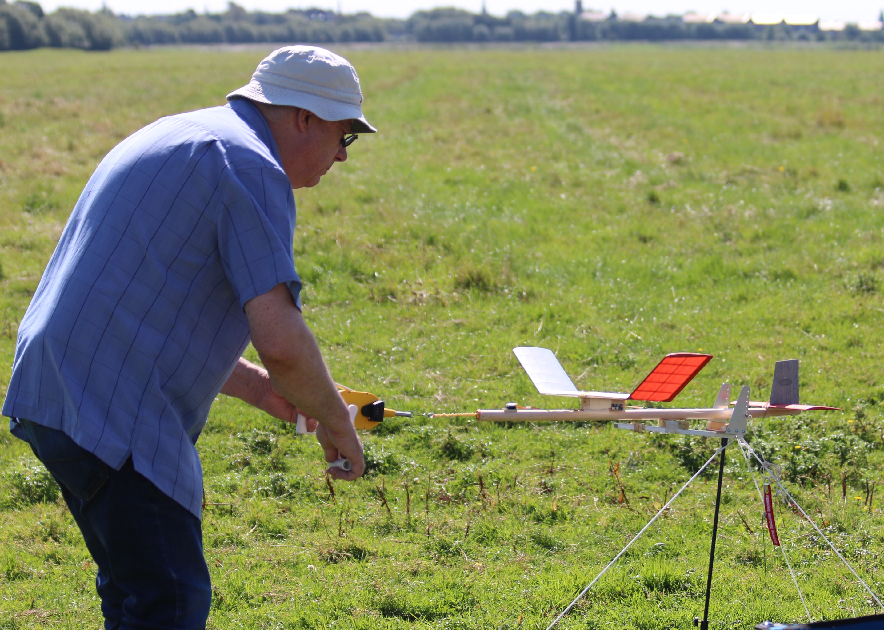 Andy Blackburn winds his Bitza-P30
