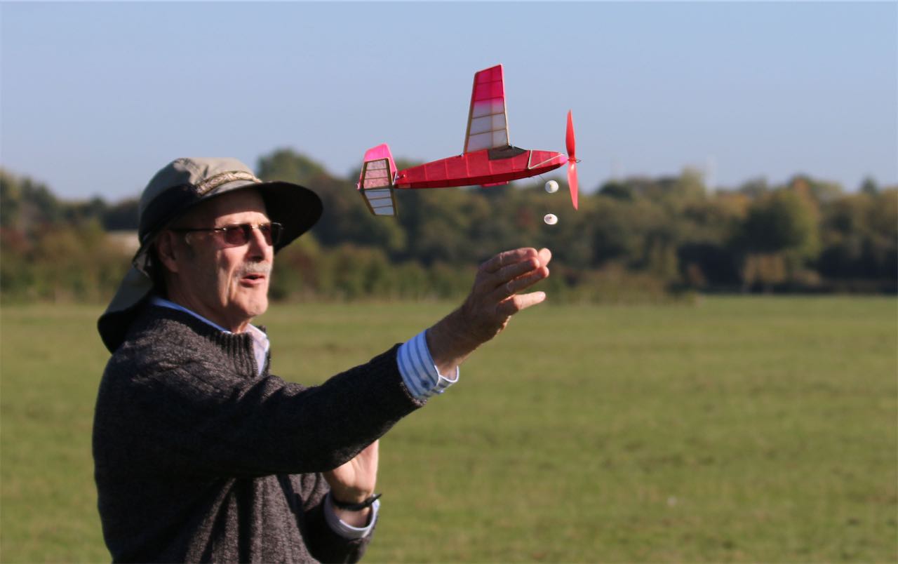 Andrew Longhurst  launches Elf